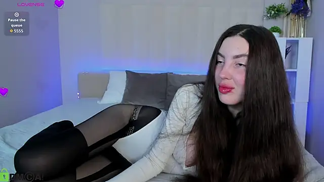 LiraRevery online show from 31, 3, 2026