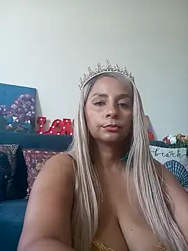 LaReineCleo online show from 1, 4, 2026