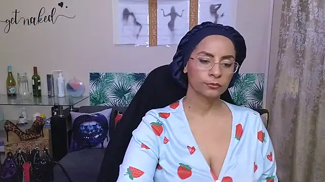 LaReineCleo online show from 19, 6, 2026