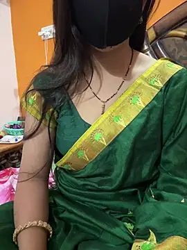 cutestpearl online show from 10, 2, 2026