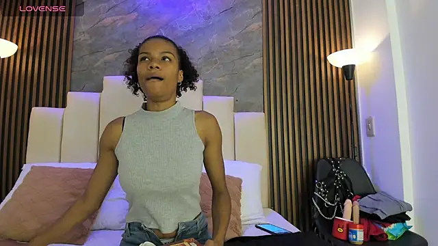 catiusca reyes 03 online show from 10, 4, 2026