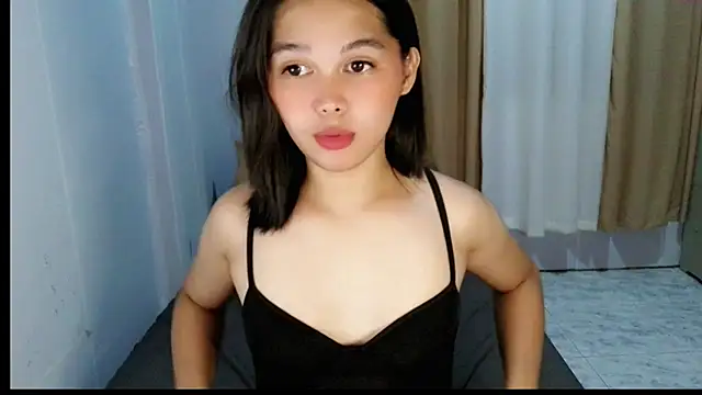 Snapshot of sluttyLeila chatting on 21, 3, 2026 sluttyLeila online show from 21, 3, 2026
