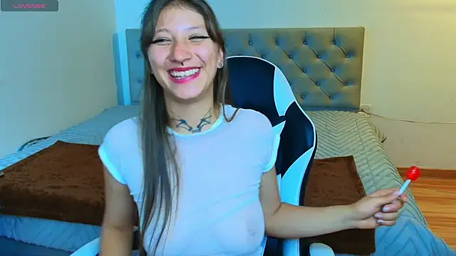 Lenna  black online show from 14, 12, 2025