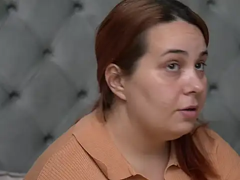 Snapshot of EmilyJenner chatting on 25, 11, 2025 EmilyJenner online show from 25, 11, 2025