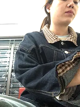 Miumiu95x online show from 14, 12, 2025