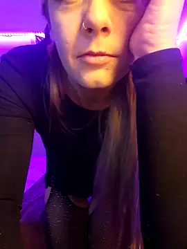 Snapshot of Drowning667 chatting on 22, 11, 2025 Drowning667 online show from 22, 11, 2025