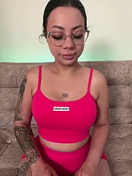 Megan Ivy online show from 25, 3, 2026