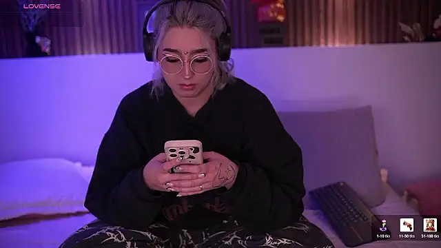 GabyRose9 online show from 5, 2, 2026