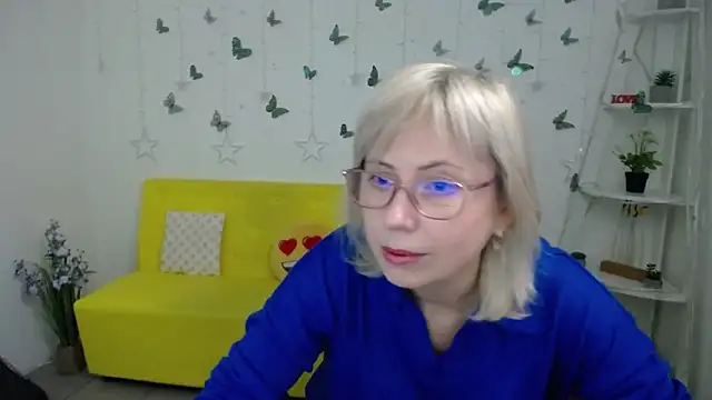 Snapshot of LaurenWishy chatting on 27, 2, 2026 LaurenWishy online show from 27, 2, 2026