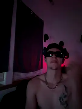 Rjlopezz online show from 3, 12, 2025