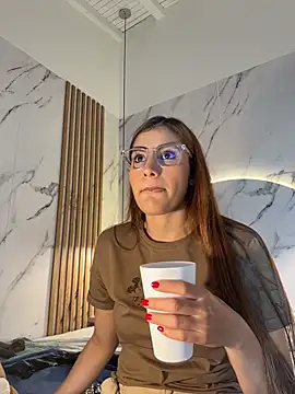 Snapshot of IsabelaStefano chatting on 20, 12, 2025 IsabelaStefano online show from 20, 12, 2025