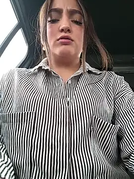 Juanita Rojas online show from 24, 11, 2025