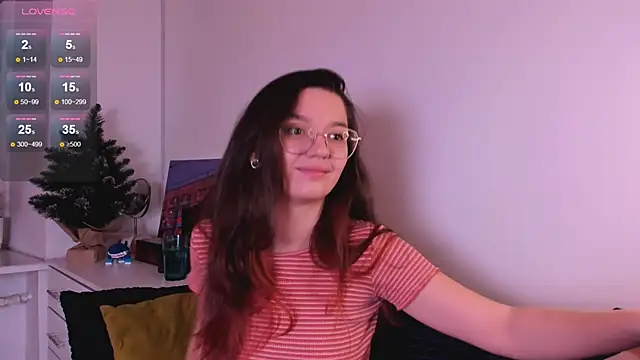 Snapshot of miabellee chatting on 14, 12, 2025 miabellee online show from 14, 12, 2025