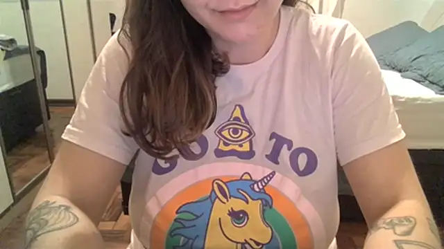 xxxluana online show from 18, 4, 2026