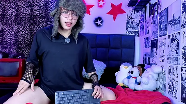 Snapshot of Apolo_Ushi chatting on 23, 11, 2025 Apolo Ushi online show from 23, 11, 2025