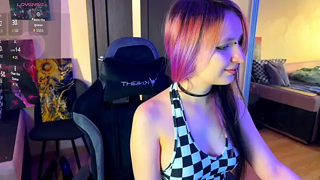 Snapshot of lavender_monster chatting on 14, 2, 2026 lavender monster online show from 14, 2, 2026