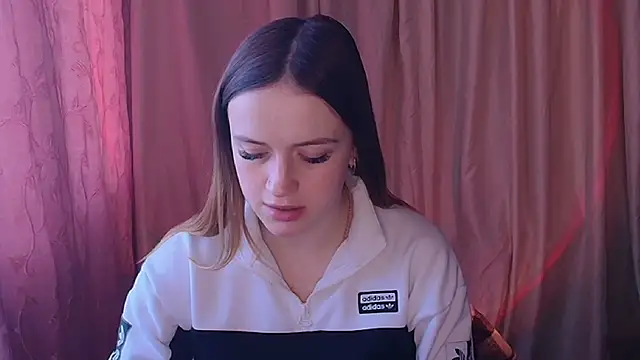 Snapshot of Illa_May chatting on 28, 2, 2026 Illa May online show from 28, 2, 2026