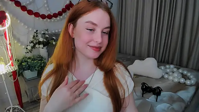 Snapshot of AirySilhouette chatting on 21, 4, 2026 AirySilhouette online show from 21, 4, 2026