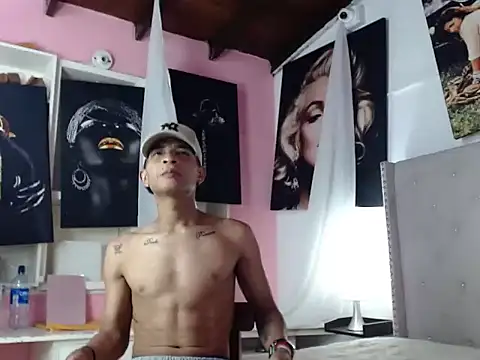 Snapshot of crissex3 chatting on 21, 2, 2026 crissex3 online show from 21, 2, 2026