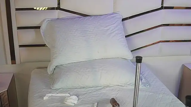 Snapshot of luciana_agudelo chatting on 21, 5, 2026 luciana agudelo online show from 21, 5, 2026