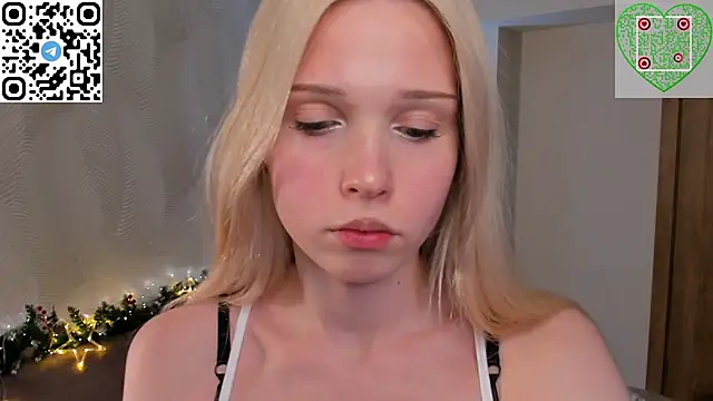 Snapshot of CherrylHolme chatting on 11, 1, 2026 CherrylHolme online show from 11, 1, 2026