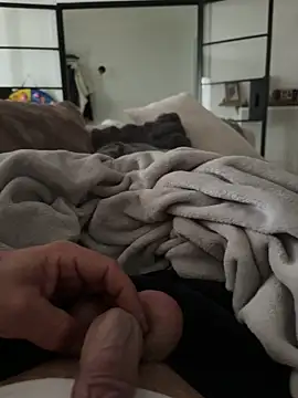 Damien40160 online show from 15, 4, 2026