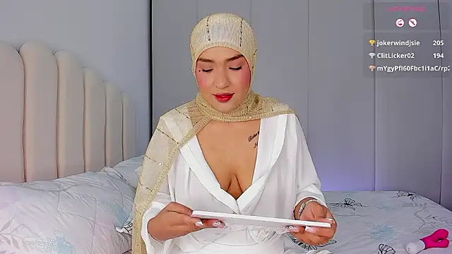 Amira-Zahra online show from 18, 3, 2026