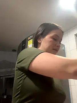 Snapshot of Little__Danni1 chatting on 16, 12, 2025 Little Danni1 online show from 16, 12, 2025