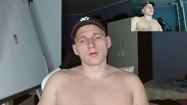 Poliglotjoe1 online show from 25, 11, 2025