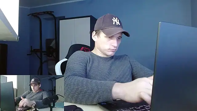 Poliglotjoe1 online show from 4, 2, 2026