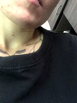 Snapshot of megan_NL chatting on 20, 11, 2025 megan NL online show from 20, 11, 2025