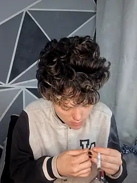 Snapshot of megan_NL chatting on 14, 12, 2025 megan NL online show from 14, 12, 2025