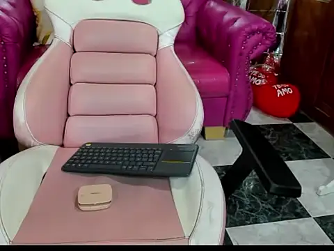 babyschoolgiirl online show from 5, 2, 2026