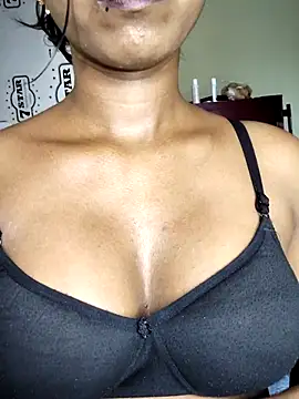 Snapshot of Simran_0011 chatting on 1, 5, 2026 Simran 0011 online show from 1, 5, 2026