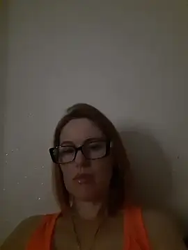 Snapshot of LanaOlbenst chatting on 24, 6, 2026 LanaOlbenst online show from 24, 6, 2026