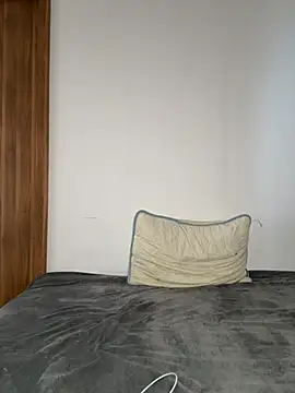 Herminoyouu online show from 15, 4, 2026