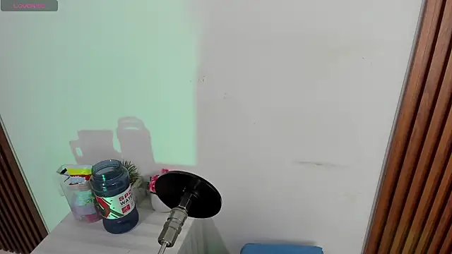 Snapshot of Latina_candy01 chatting on 14, 1, 2026 Latina candy01 online show from 14, 1, 2026