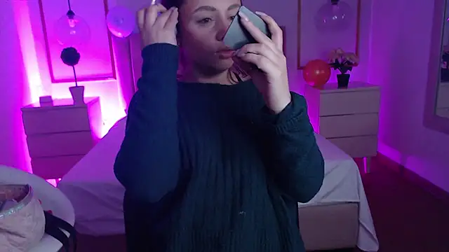 Alice Sinclair  online show from 26, 11, 2025