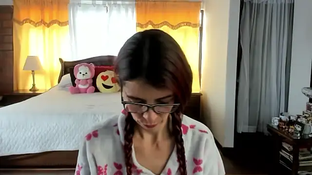 Charlotte-Willson online show from 6, 3, 2026