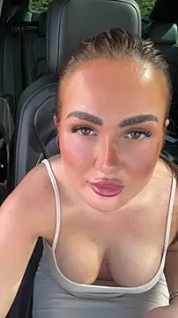 Snapshot of Ruby_brooksxo chatting on 17, 5, 2026 Ruby brooksxo online show from 17, 5, 2026