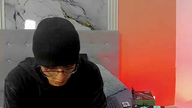 Snapshot of eren_jeager chatting on 29, 4, 2026 eren jeager online show from 29, 4, 2026