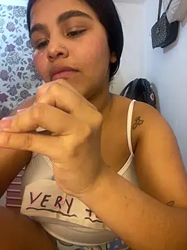 Snapshot of Brunette_Dirty_0limits chatting on 17, 12, 2025 Brunette Dirty 0limits online show from 17, 12, 2025