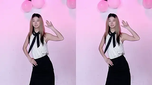 Snapshot of CM---002 chatting on 26, 2, 2026 CM---002 online show from 26, 2, 2026