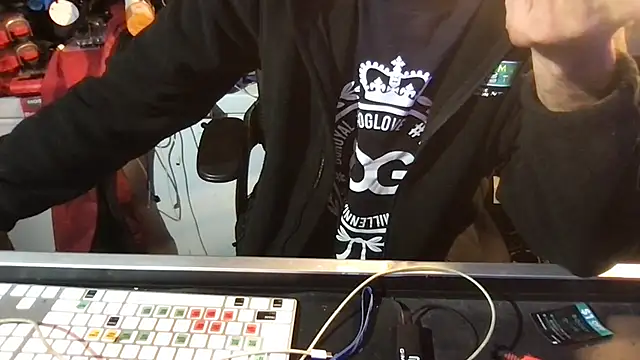 SinlessFreedom7 online show from 6, 2, 2026