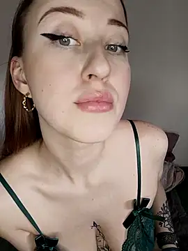 Susiee Redd online show from 23, 3, 2026