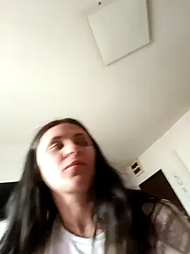 stropinela23 online show from 27, 2, 2026