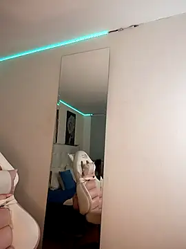 SamathaMay online show from 25, 3, 2026