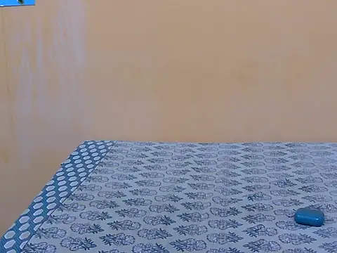 Honey Baby1 online show from 13, 2, 2026