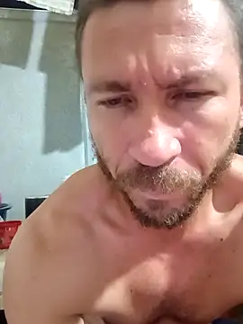 RobertoLuiz84 online show from 11, 3, 2026