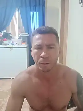 RobertoLuiz84 online show from 9, 6, 2026